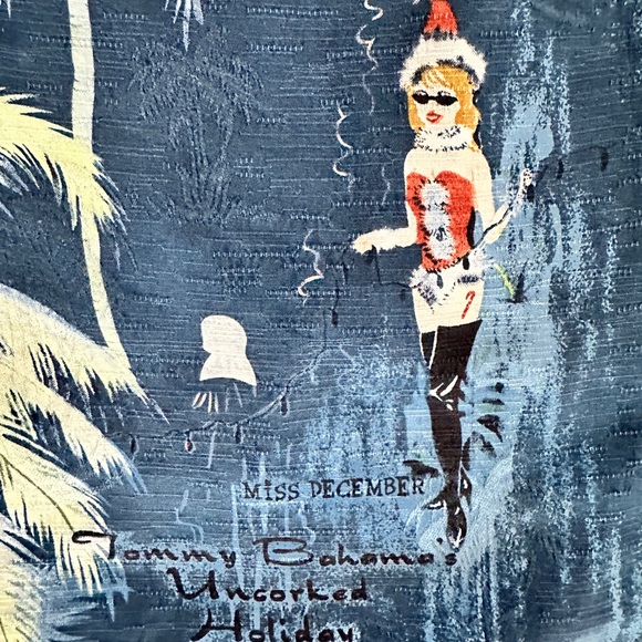 Tommy Bahama Christmas shirt - Picture 6 of 11